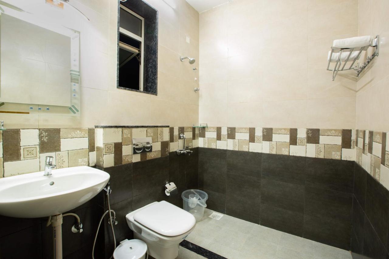 Hotel Tridiva 150 Meters To Morjim
